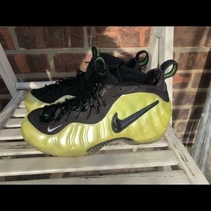 Nike foamposite electric green